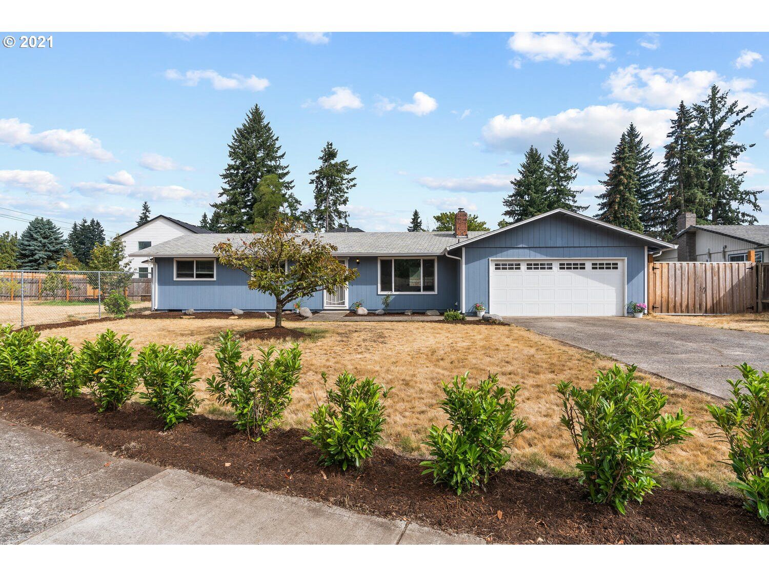 Property Photo:  10212 NE 63rd St  WA 98662 