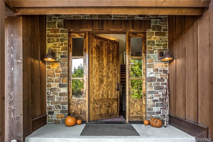 Property Photo: 3000 Jenkins Dr WA 98922