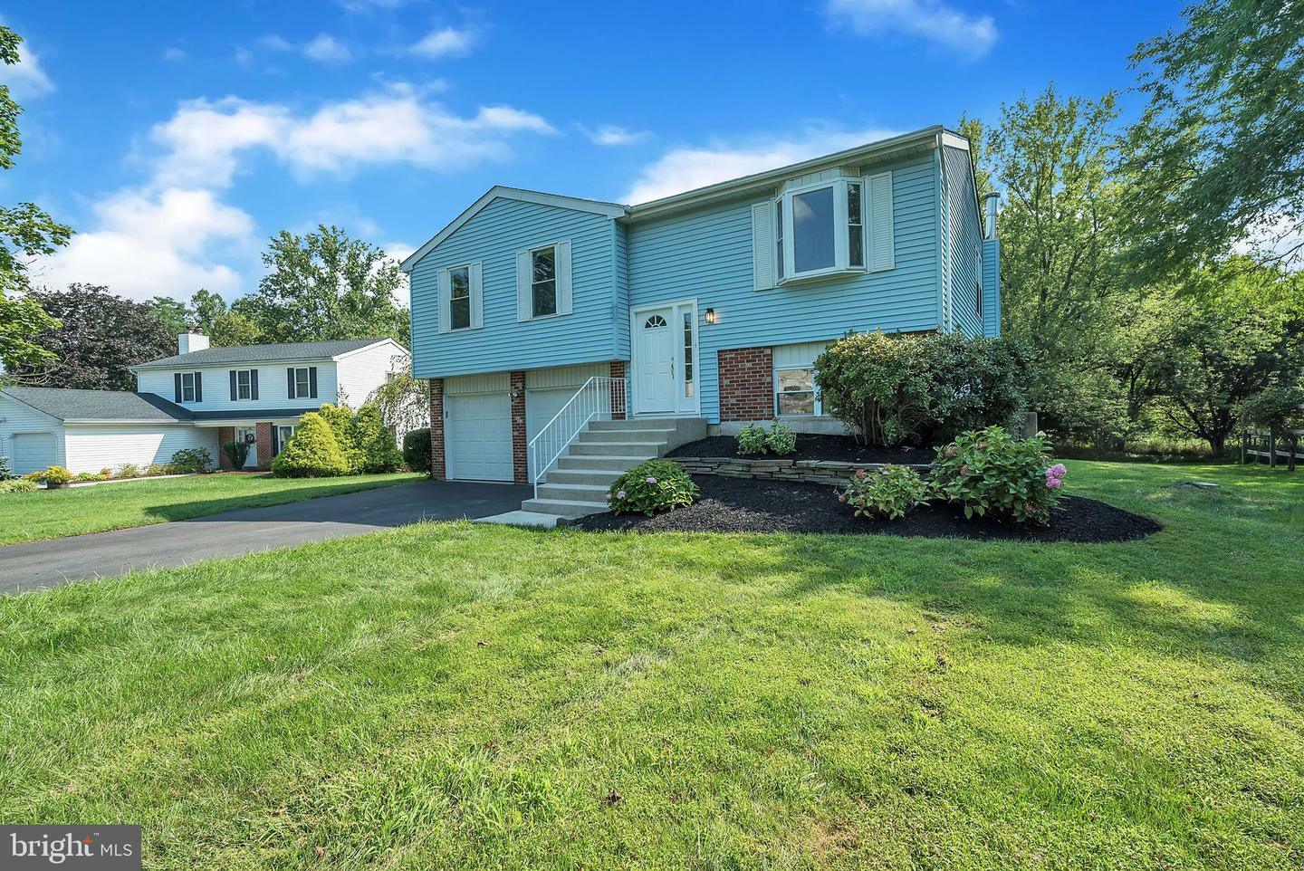 Property Photo:  15 S Lancaster Lane  PA 18940 