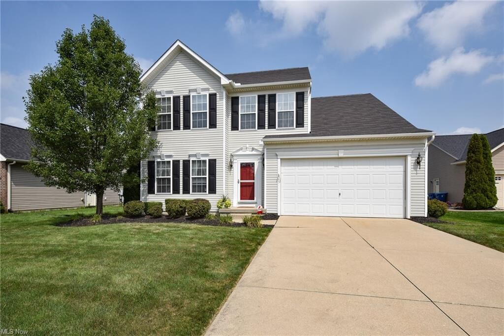 Property Photo:  545 Poplar Lane  OH 44077 