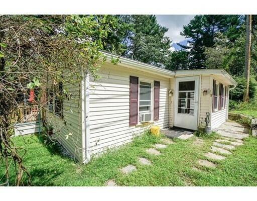 Property Photo:  19 N Buffumville Shore Rd  MA 01507 