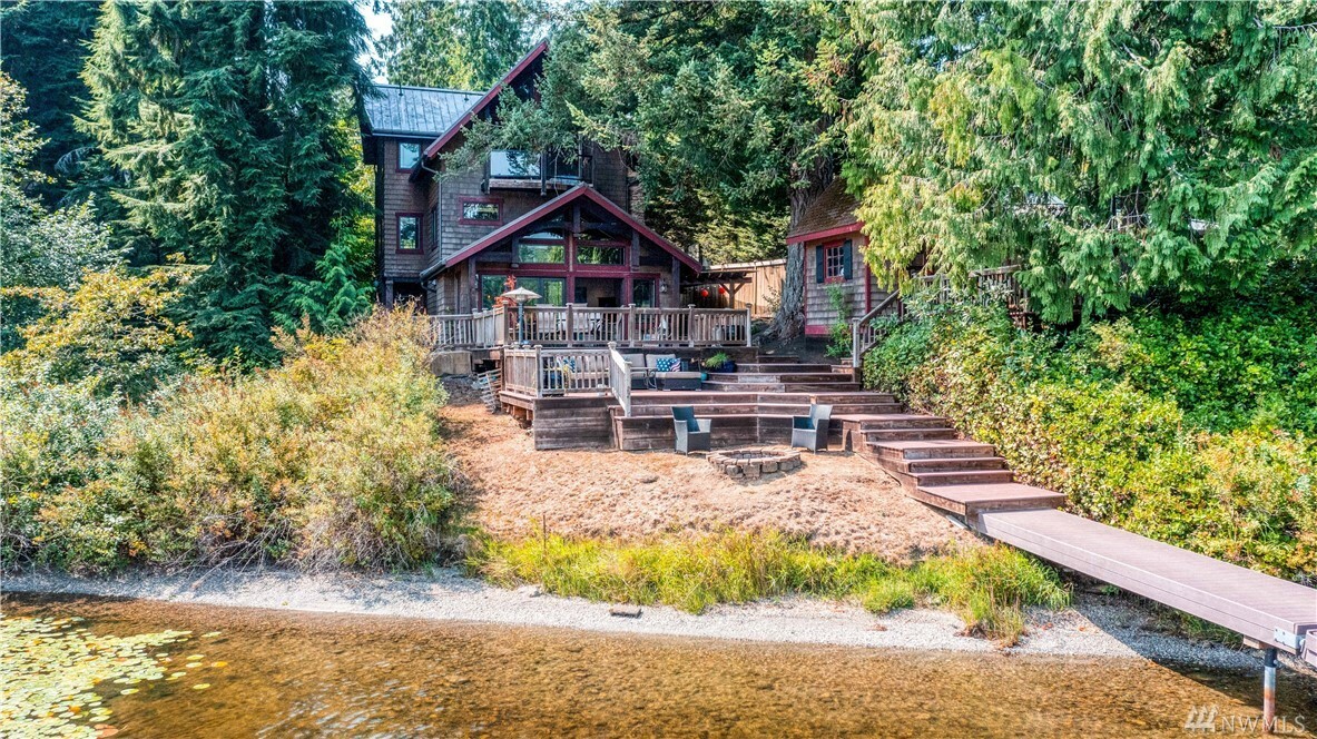 Property Photo:  5927 W Flowing Lake Rd  WA 98290 