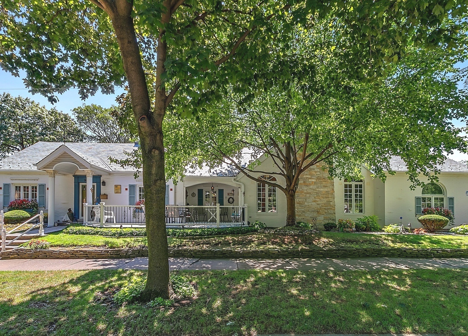 Property Photo: 9600 S 49th Avenue IL 60453