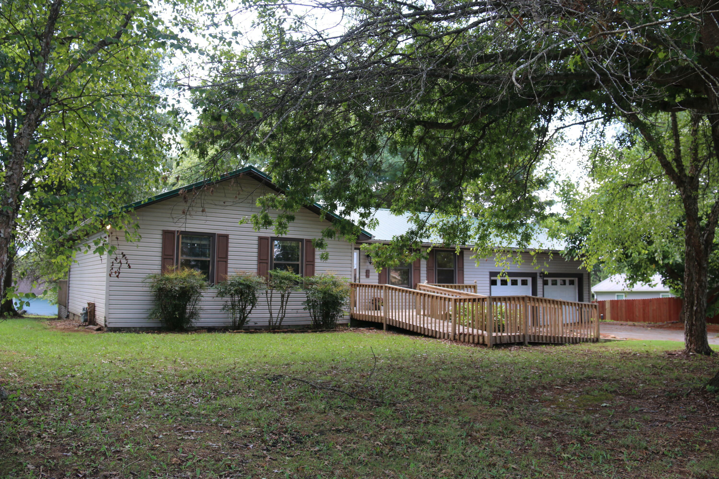 Property Photo:  903 Eagle Den Drive  TN 37865 