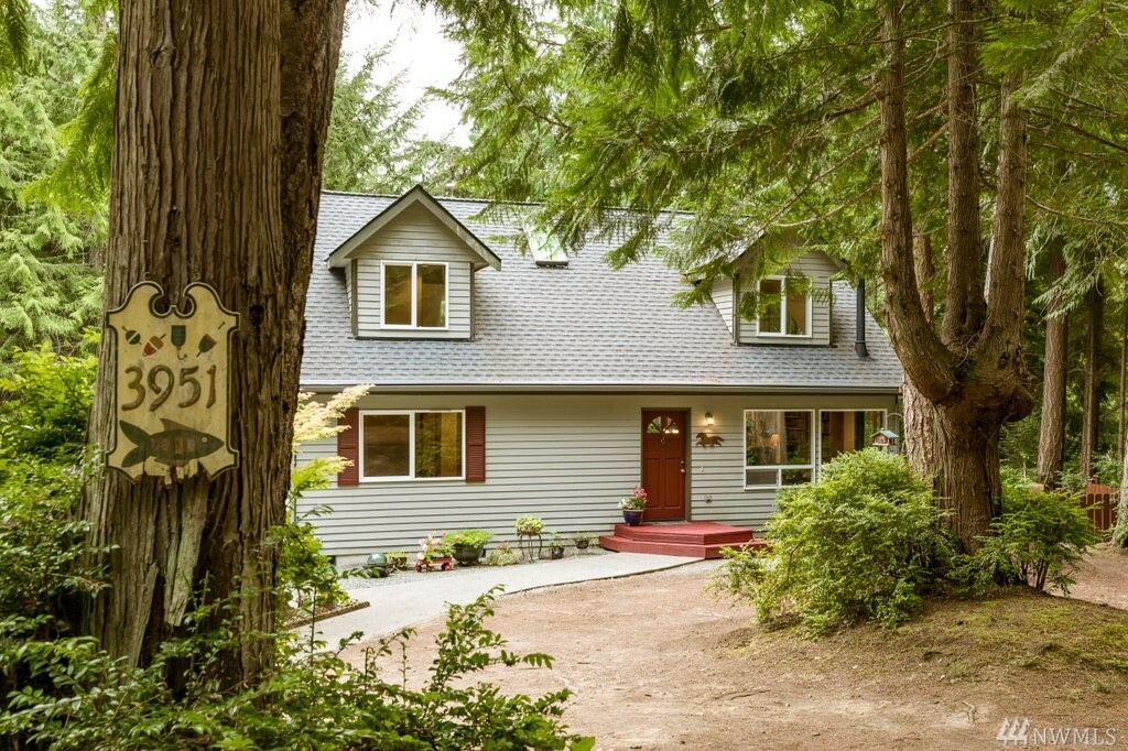 Property Photo: 3951 Brenden Cir WA 98236