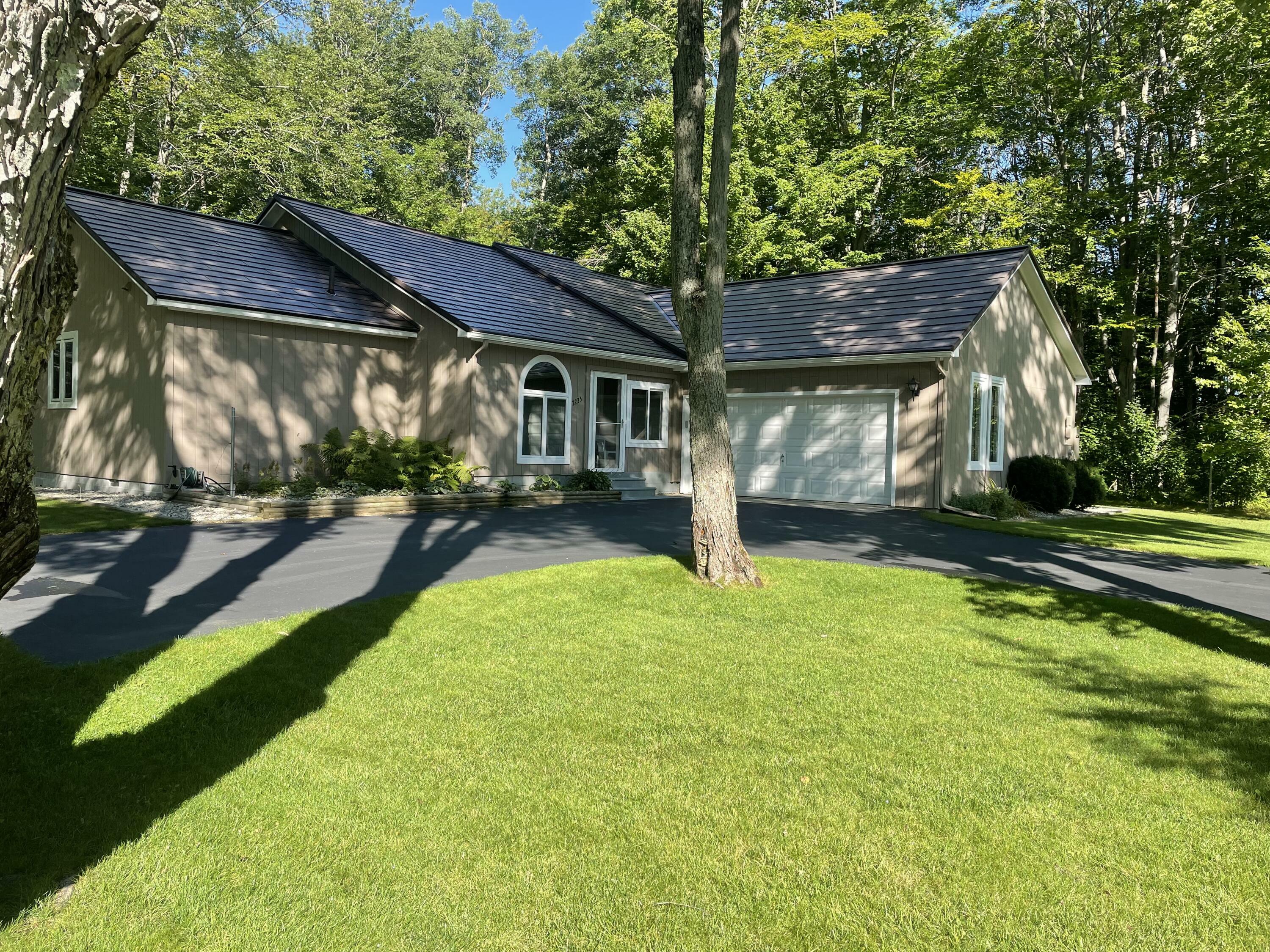 Property Photo: 7235 Timberlane MI 49721