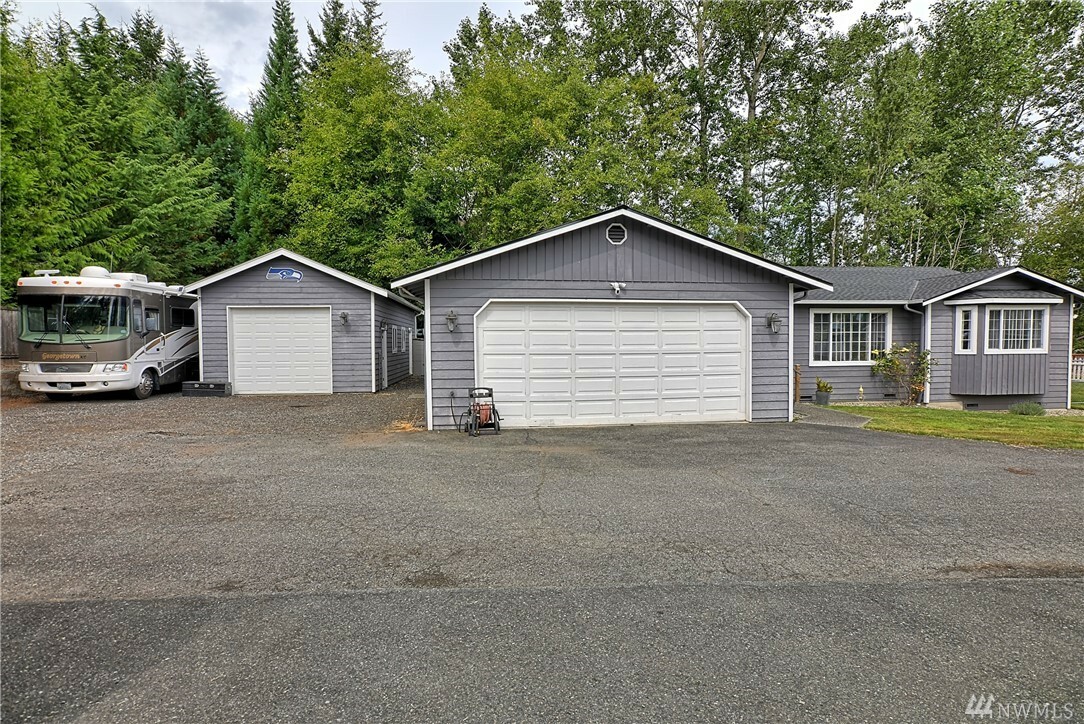 Property Photo:  7928 Meridian Ave  WA 98203 