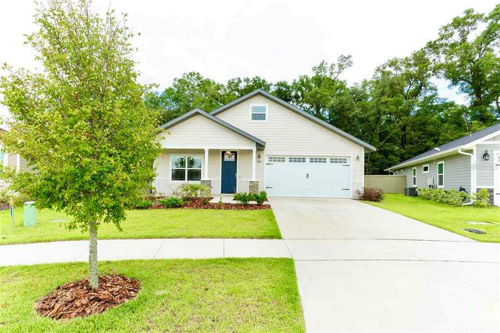 Property Photo:  1733 SW 72nd Circle  FL 32607 