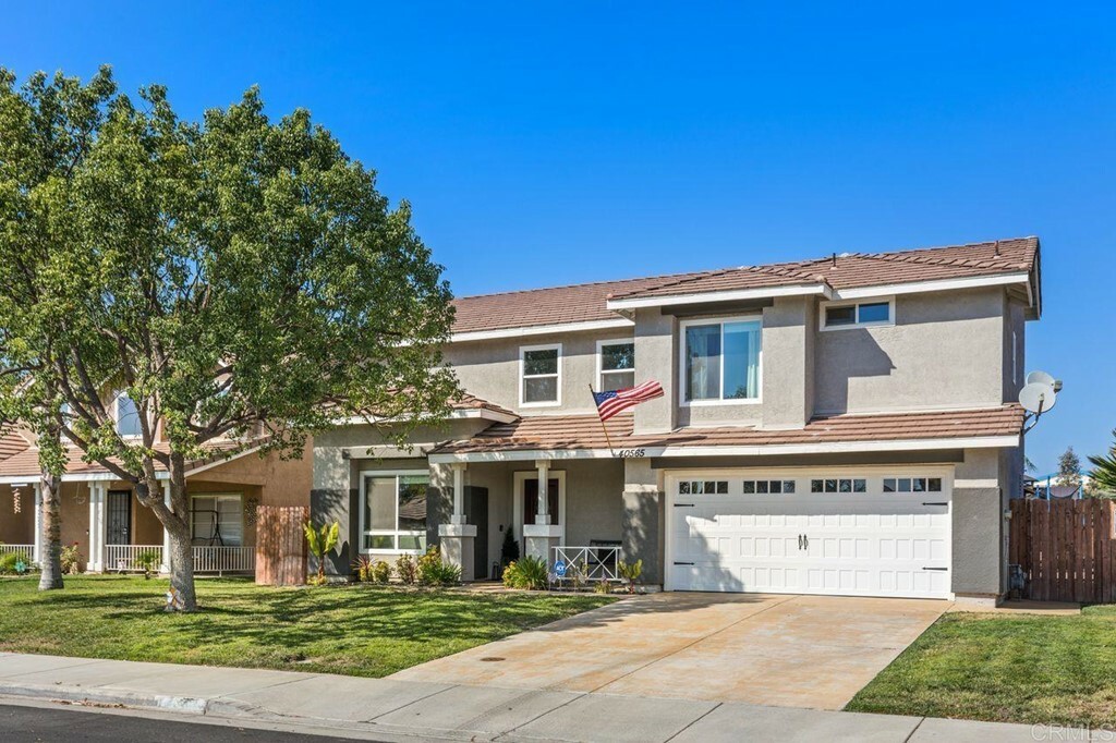 Property Photo: 40565 Sunflower Road CA 92562