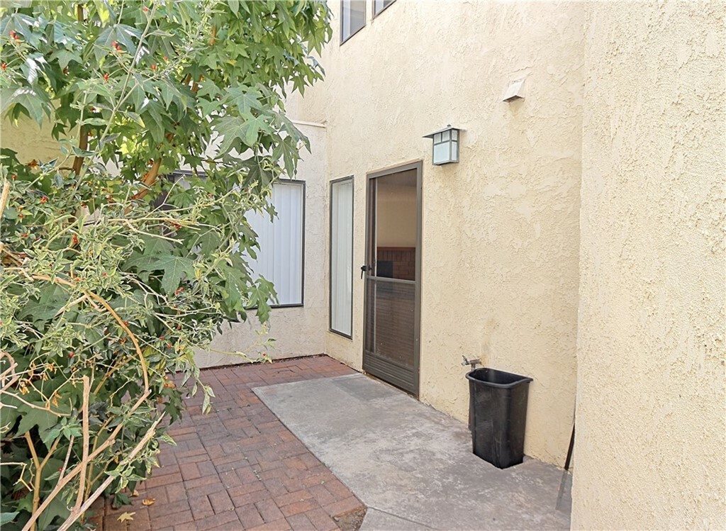 Property Photo:  12550 Dessa Drive  CA 92840 