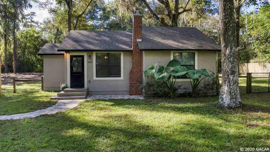 Property Photo:  4030 SW 18th Street  FL 32608 