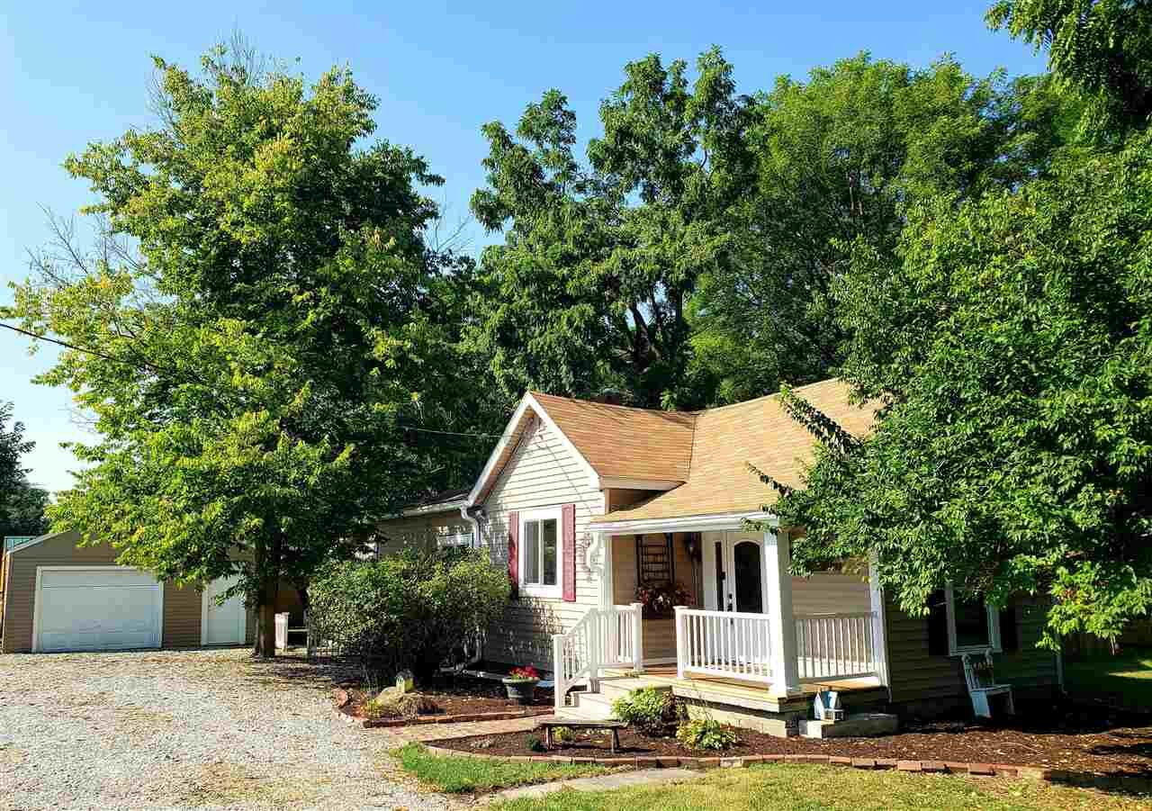 Property Photo: 611 NW L Street IN 47374
