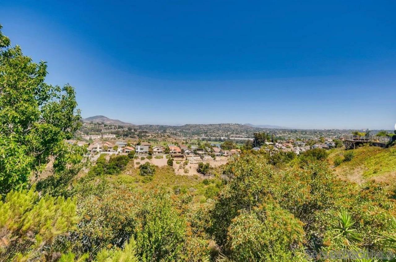 Property Photo:  4575 La Cuenta Dr  CA 92124 