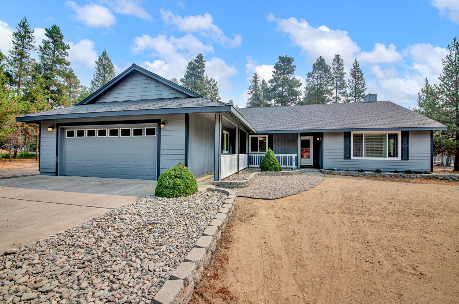 Property Photo: 53018 Tarry Lane OR 97739