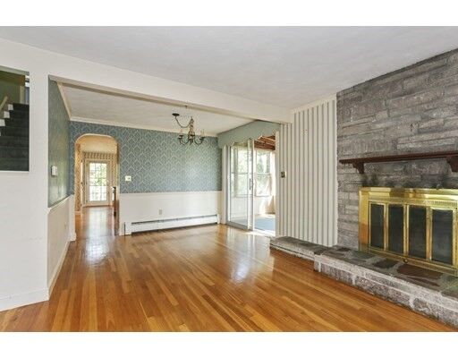 Property Photo:  89 Highview Street  MA 02090 