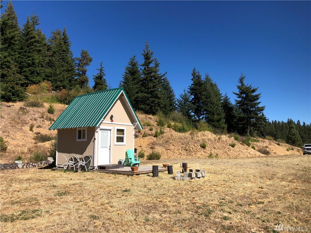 Property Photo:  1370 Horizon Ridge Dr  WA 98922 