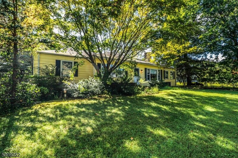Property Photo: 41 Fairview Dr NJ 07920