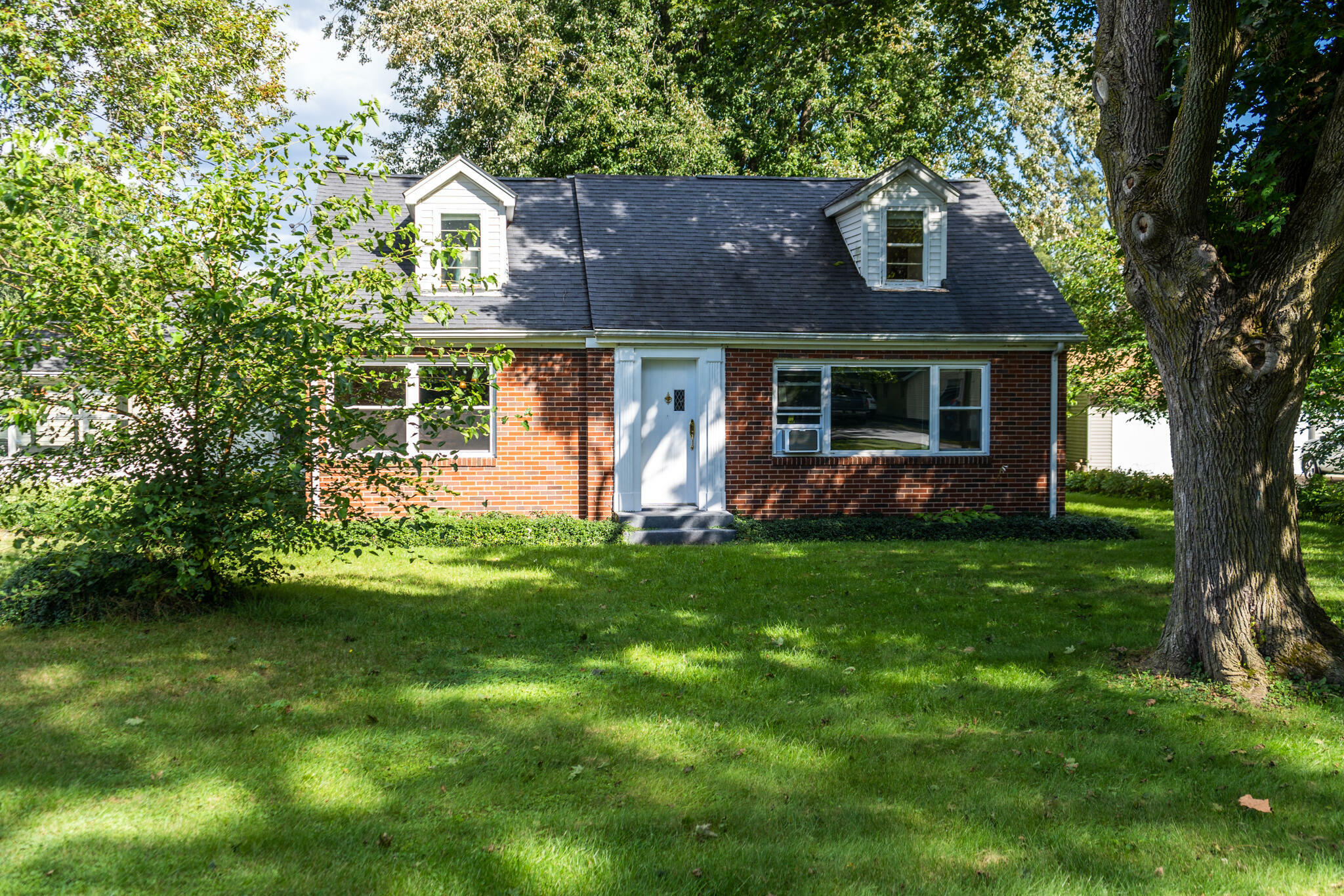 Property Photo:  999 Evanston Drive  MI 49202 