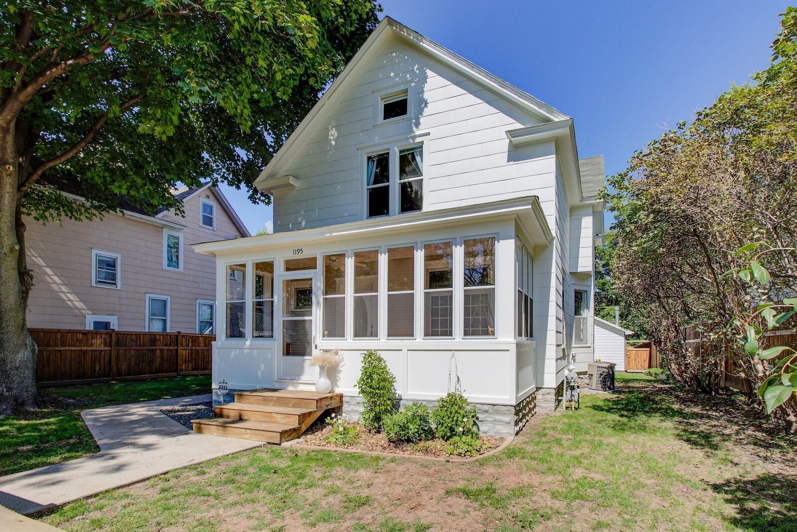 Property Photo: 1195 Beech Street MN 55106