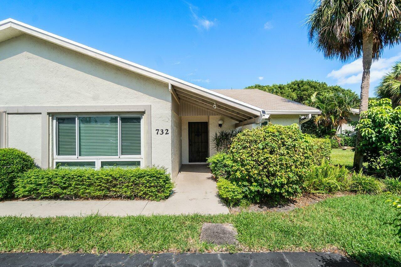 732 Lago Road  Delray Beach FL 33445 photo