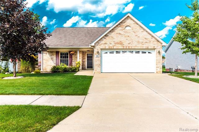 Property Photo: 39 Old Carriage Lane MI 48446