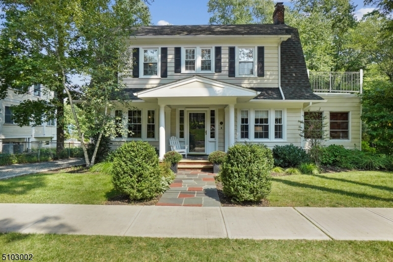 Property Photo:  22 Princeton Ave  NJ 07922 