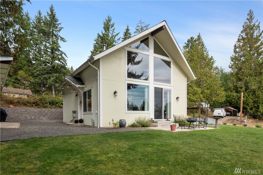 Property Photo:  523 Forest Dr  WA 98320 