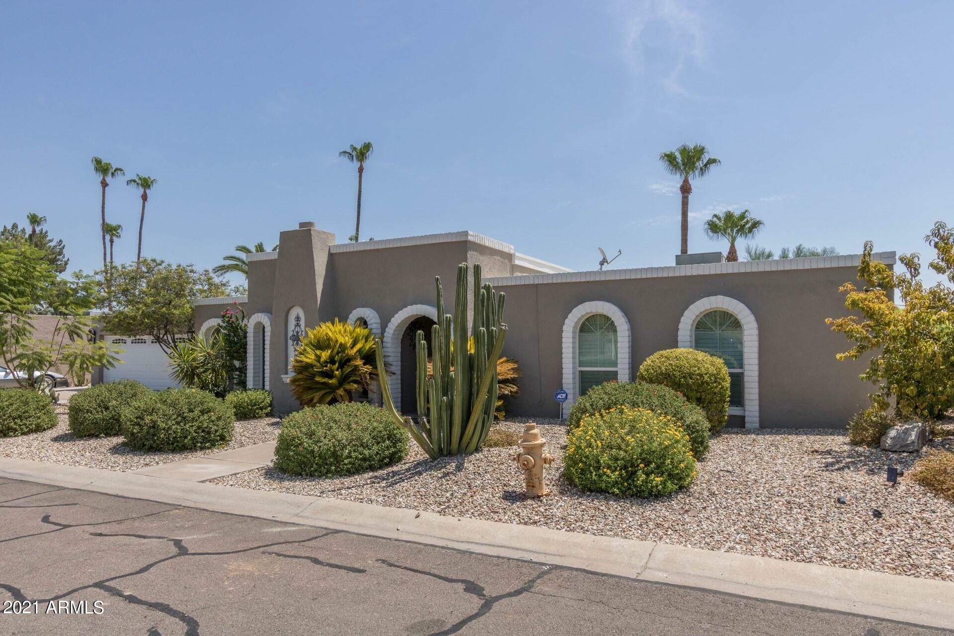 Property Photo:  10849 N 45th Place  AZ 85028 