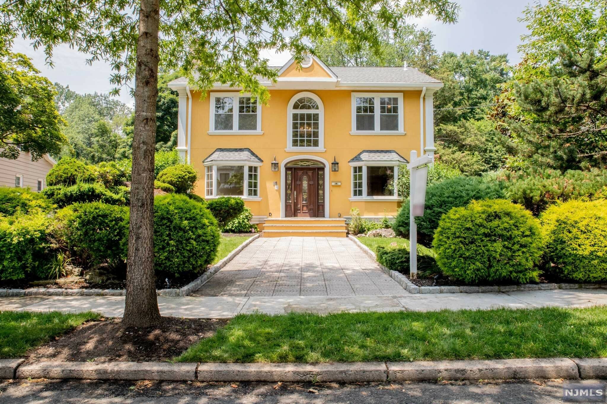 Property Photo:  58 Legion Place  NJ 07624 