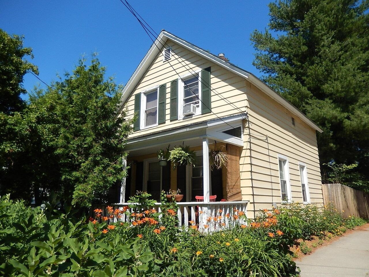 Property Photo: 36 Strong Street VT 05401-5143