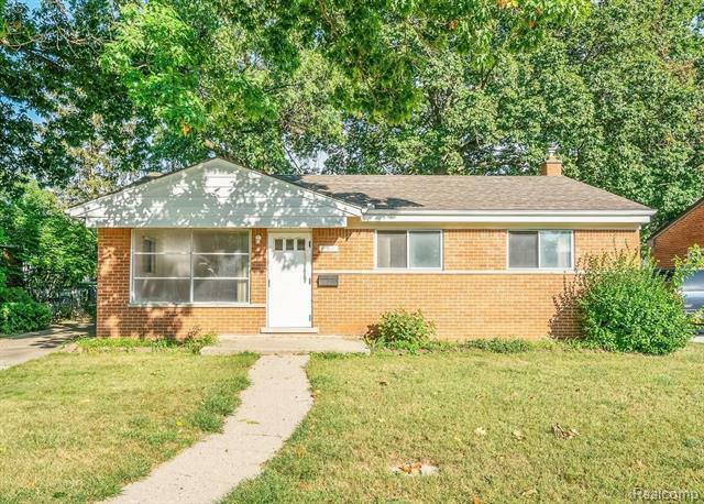 Property Photo: 12842 Crosley MI 48239