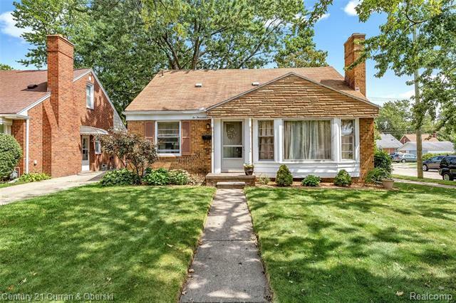 Property Photo:  2000 Drexel Street  MI 48128 