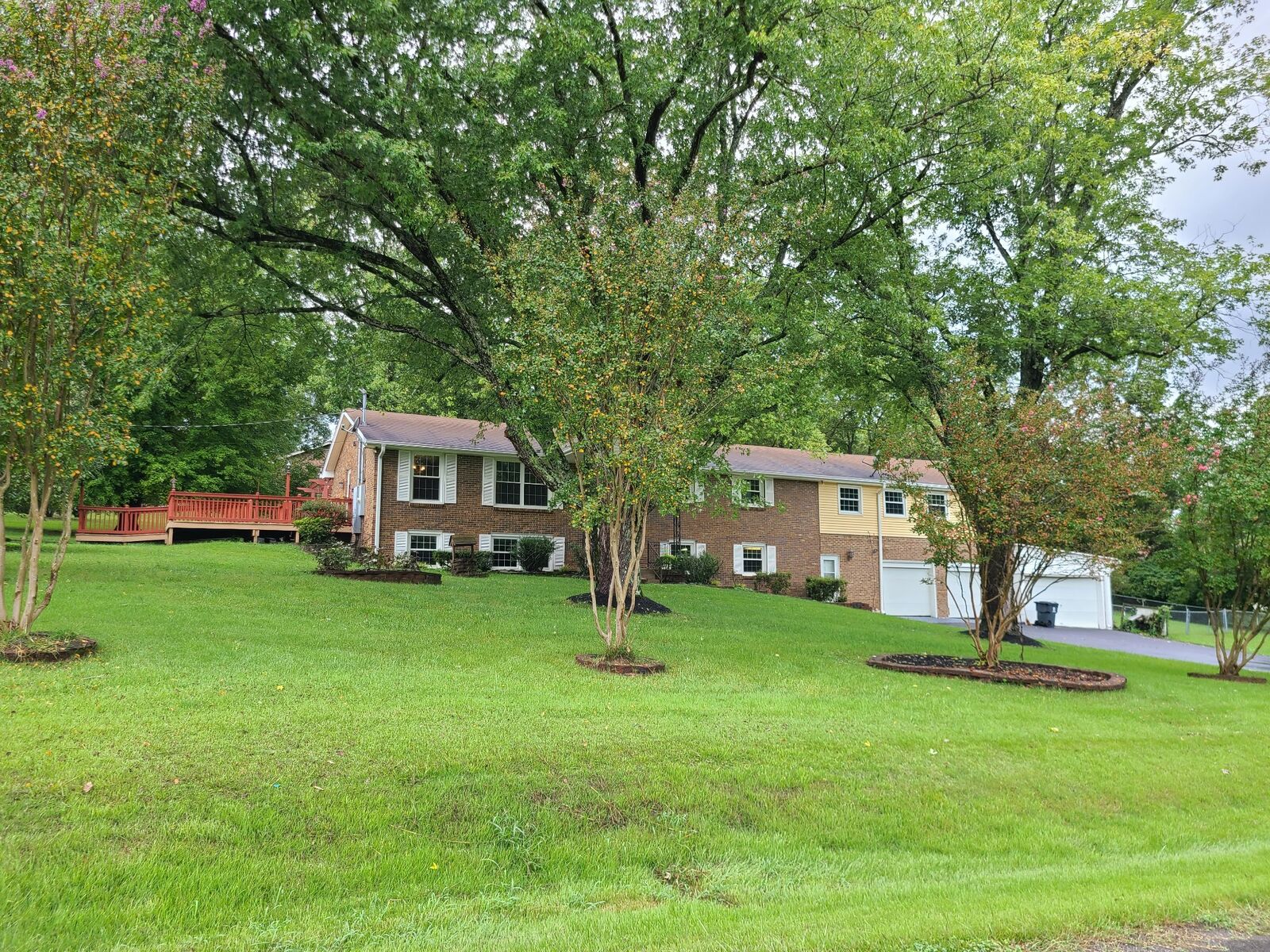 Property Photo:  911 Green Valley Rd  TN 37122 