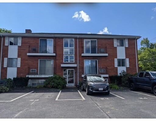 Property Photo: 3 Endicott St 6 MA 02062