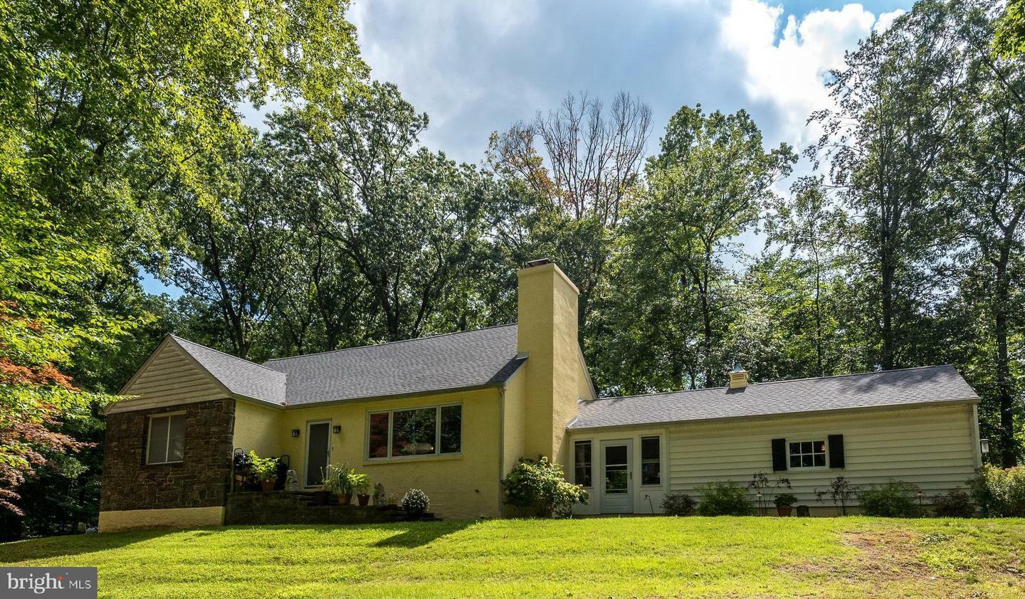 Property Photo:  4301 Sunnyside Drive  PA 18902 