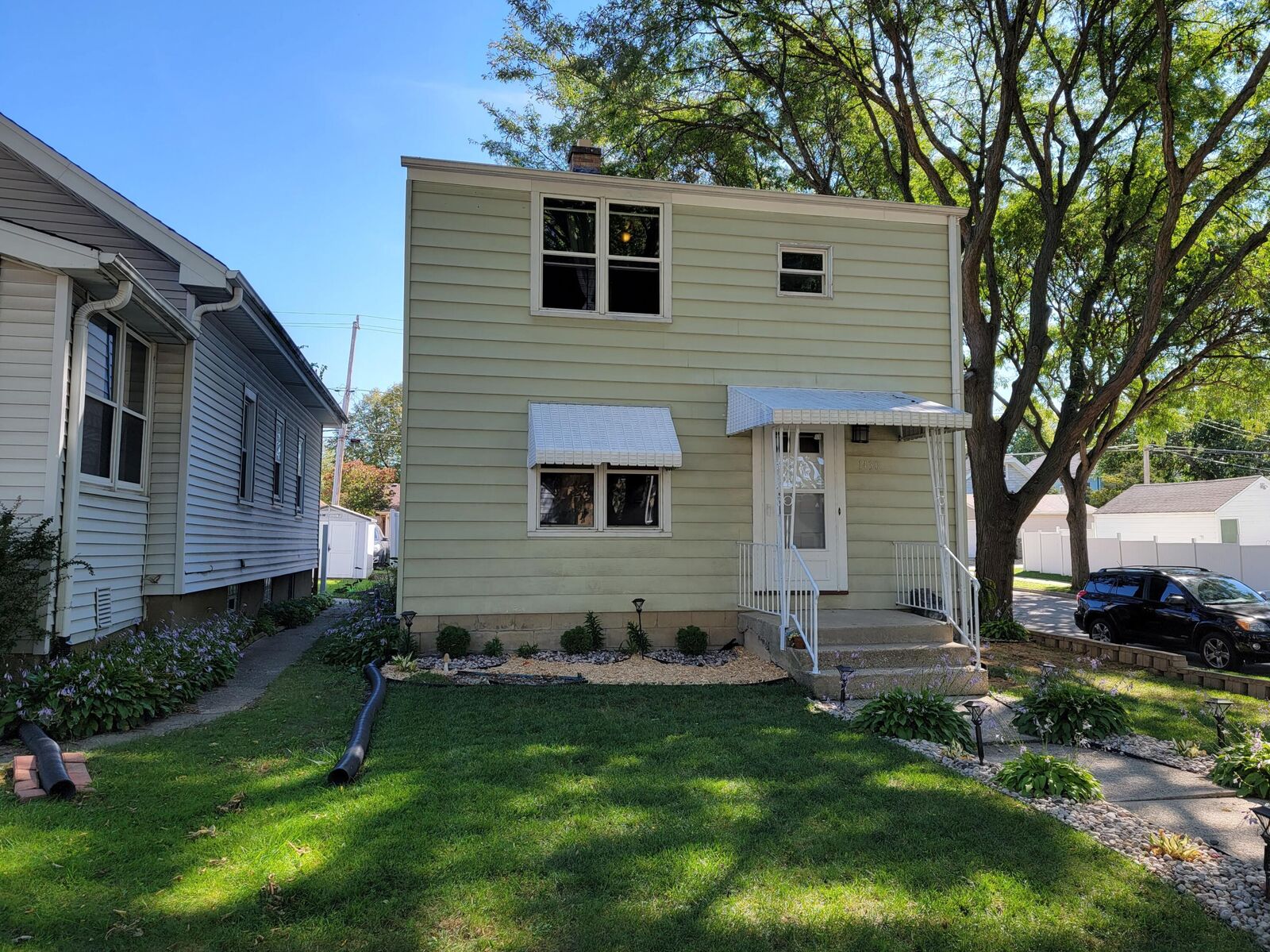 Property Photo: 1430 S 90th St WI 53214