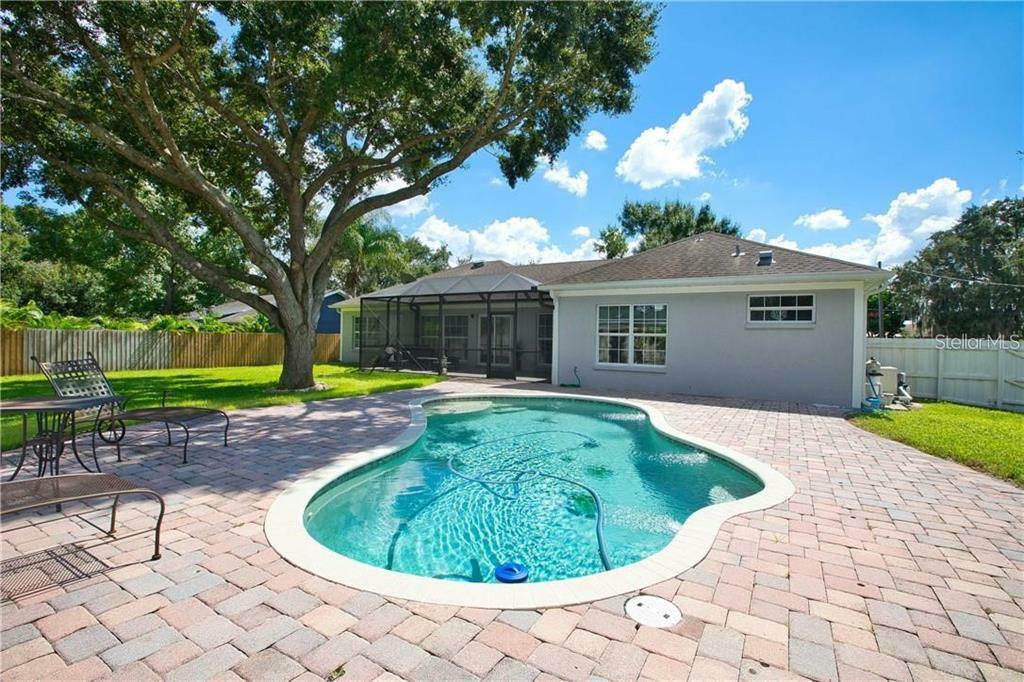 Property Photo:  1951 Rolling Green Circle  FL 34240 