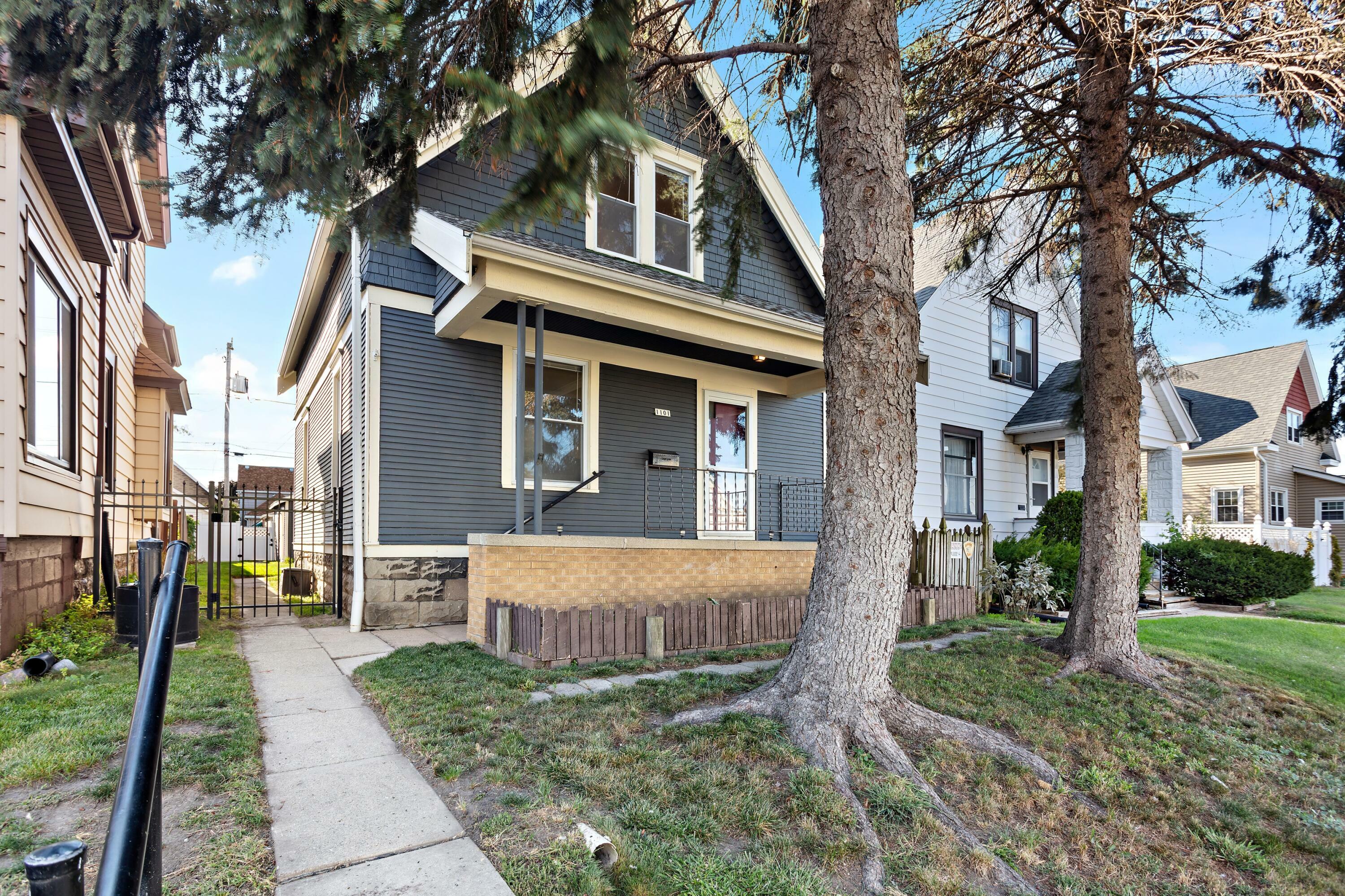 Property Photo:  1101 S 46th St  WI 53214 