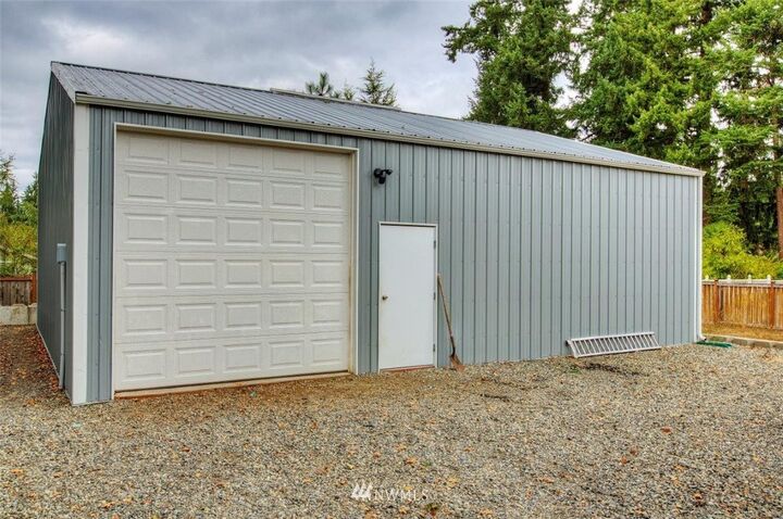 Property Photo: 1713 155th Street E WA 98445