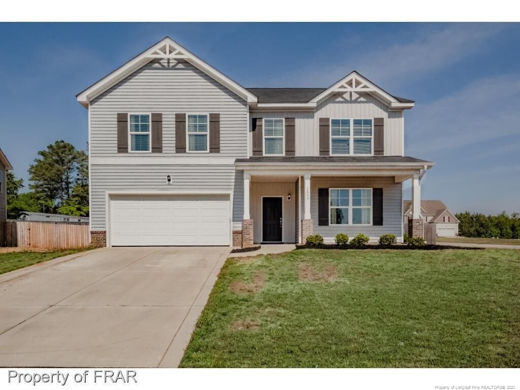 Property Photo:  1400 Harvest Hill Court  NC 28314 