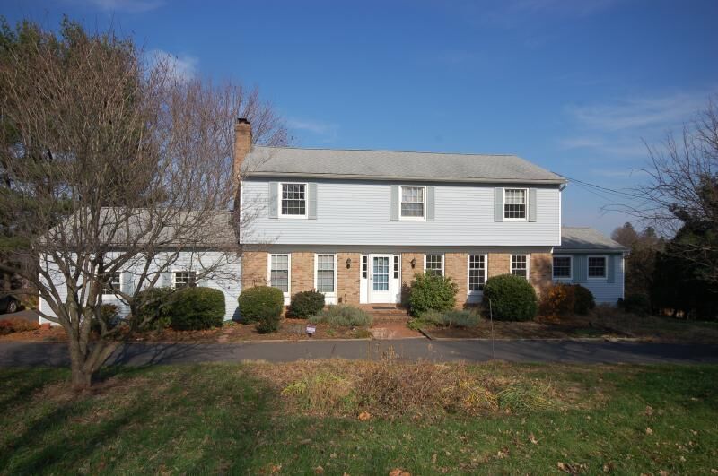Property Photo:  44 Rupell Rd  NJ 08827 