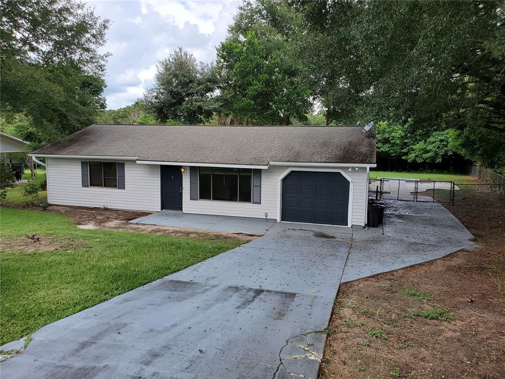 Property Photo: 17 Spring Way FL 34472