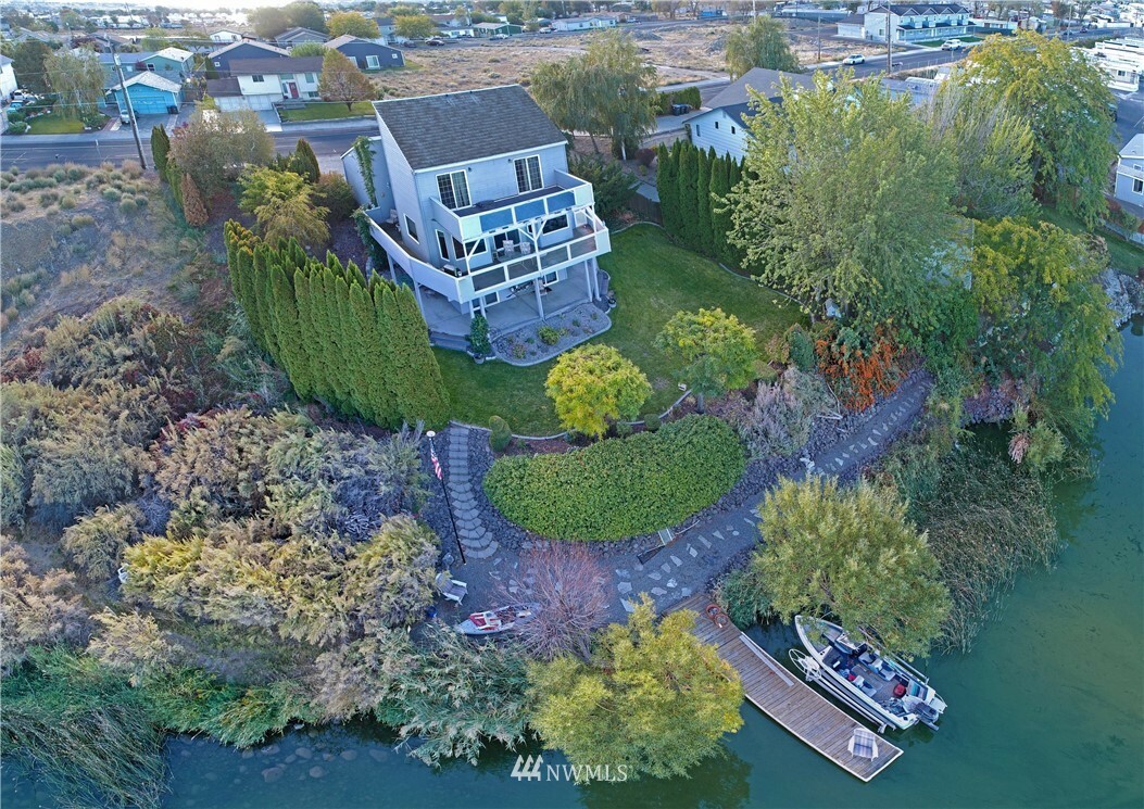 Property Photo:  1730 W Marina Drive  WA 98837 