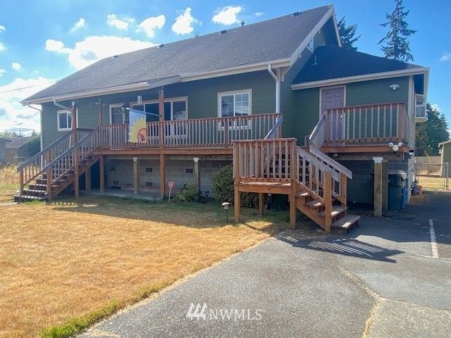 Property Photo: 1114 W Plum Street WA 98531
