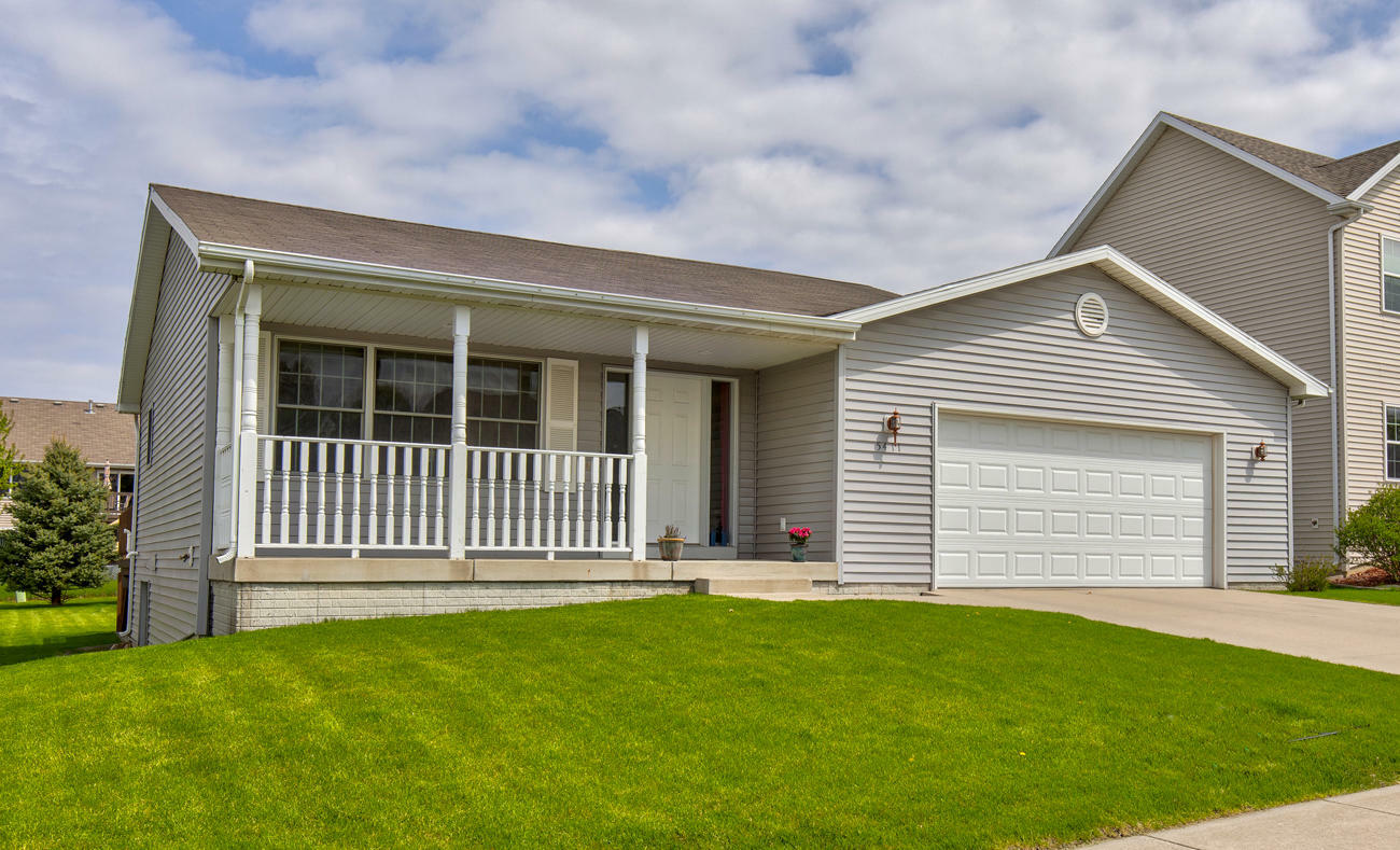 Property Photo:  5411 Tennessee Street  IA 50014 