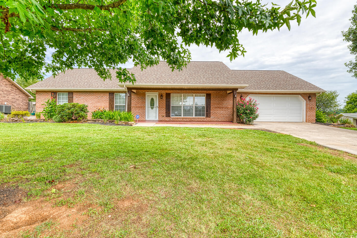 Property Photo:  5501 J Riley West Rd  TN 37742 