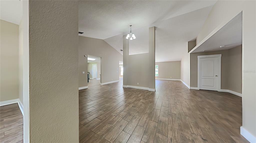 Property Photo:  499 Newhearth Circle  FL 34787 