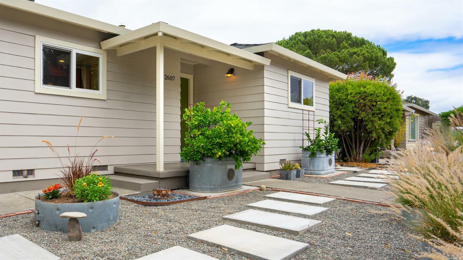 Property Photo:  2607 Spring Creek Drive  CA 95405 