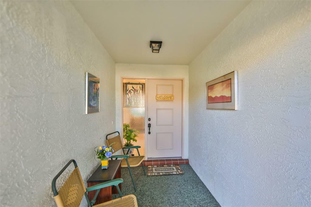 Property Photo:  1420 Leland Drive  FL 33573 