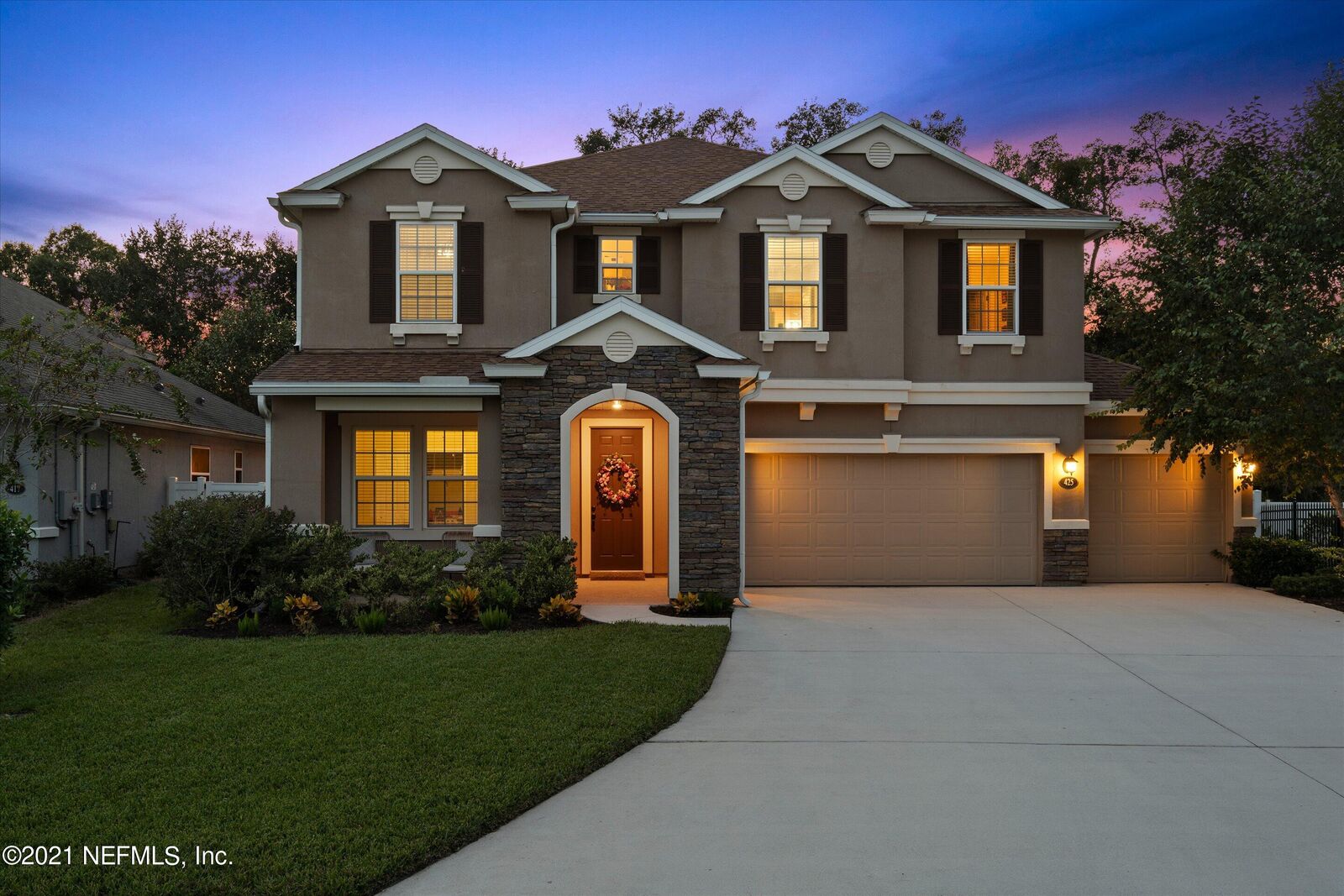 Property Photo: 425 Heritage Oaks Drive FL 32259